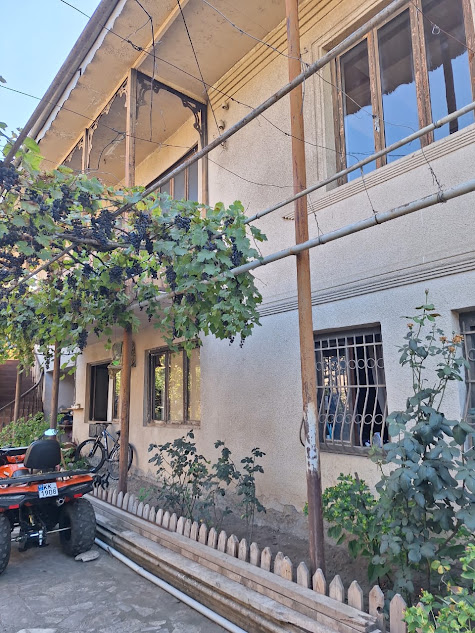 🏡 იყიდება ორსართულიანი კაპიტალური სახლი გურჯაანში!