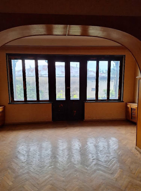 🏡 იყიდება ორსართულიანი კაპიტალური სახლი გურჯაანში!