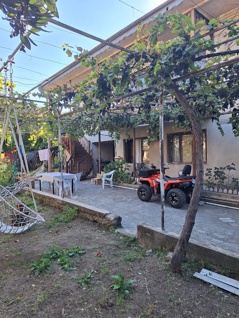 🏡 იყიდება ორსართულიანი კაპიტალური სახლი გურჯაანში!